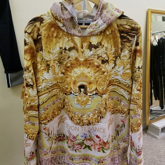 Versailles hoodie